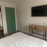 Duplex Renove Au Coeur De La Nature بيت للعطل ساليس